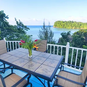 moon-san-villa-at-the-blue-lagoon.comcaribbean.com/